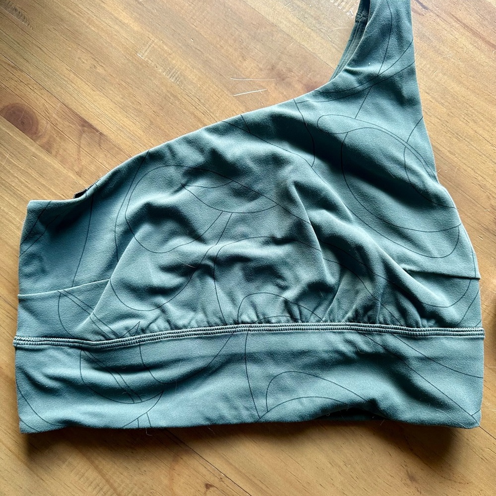 Lululemon align asymmetrical sports bra